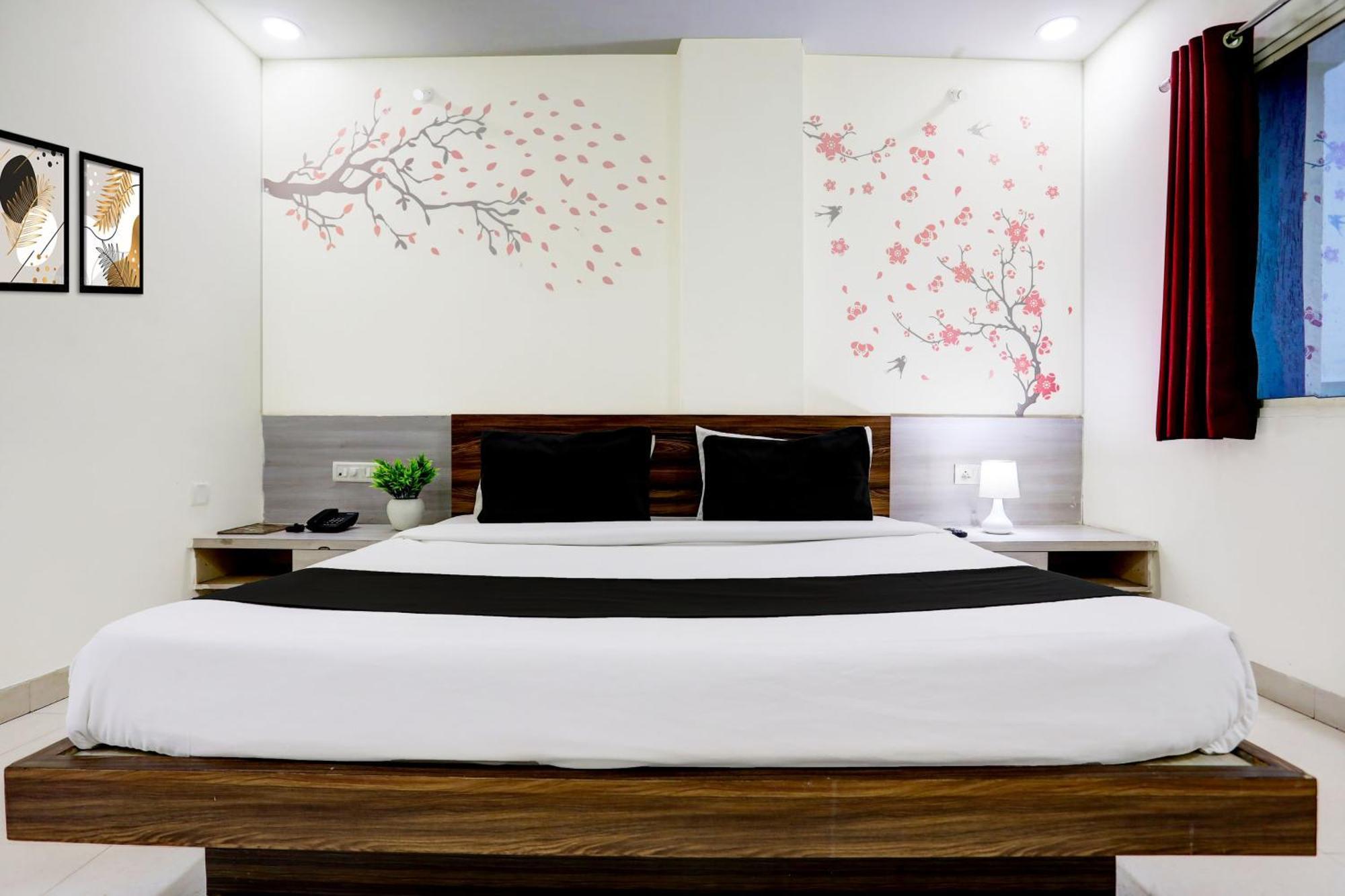Super Townhouse Hoshangabad Road Near Aashima Mall Samarda Kaliasot Экстерьер фото