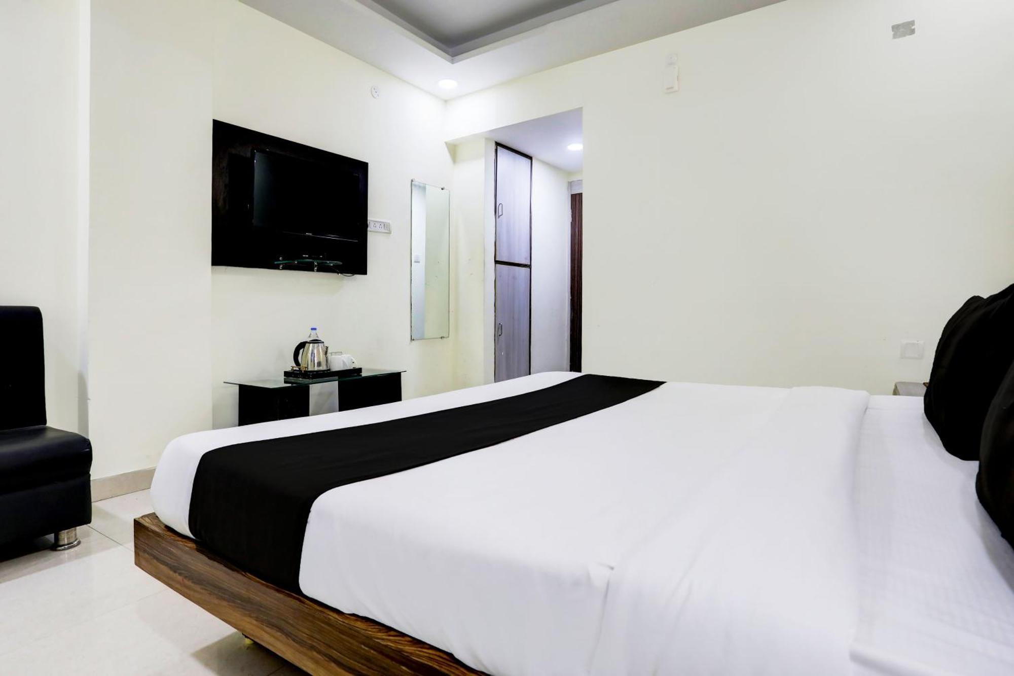 Super Townhouse Hoshangabad Road Near Aashima Mall Samarda Kaliasot Экстерьер фото