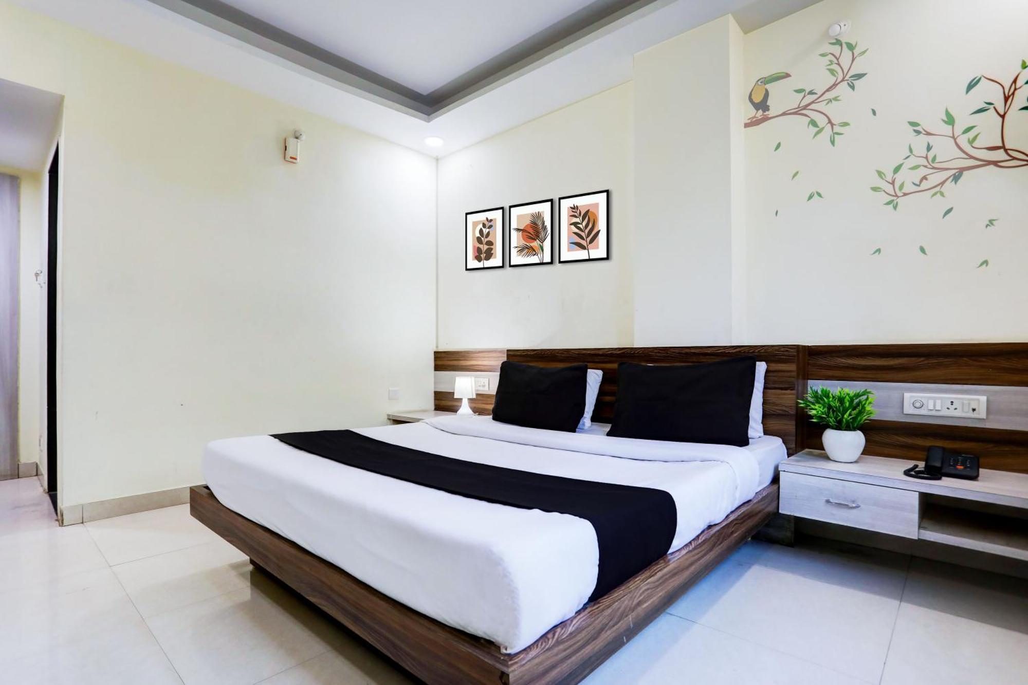 Super Townhouse Hoshangabad Road Near Aashima Mall Samarda Kaliasot Экстерьер фото