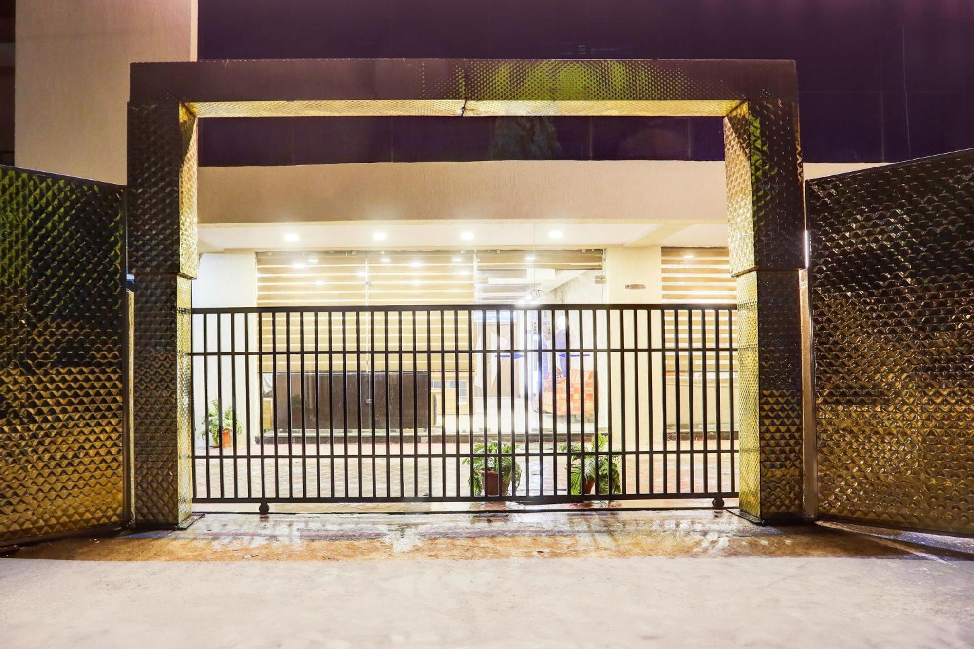 Super Townhouse Hoshangabad Road Near Aashima Mall Samarda Kaliasot Экстерьер фото