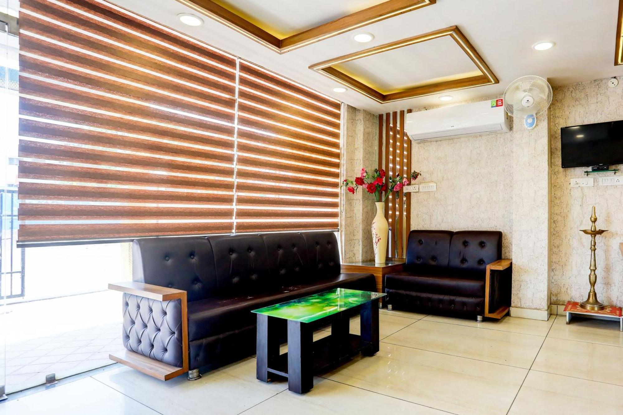 Super Townhouse Hoshangabad Road Near Aashima Mall Samarda Kaliasot Экстерьер фото